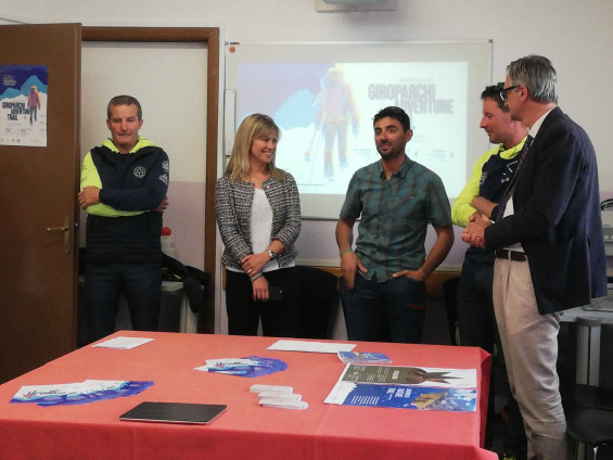 Giroparchi Adventure Trail - rappresentanti dei partner presenti all'evento di lancio