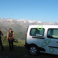 Comincia l’avventura! L’avvicinamento alla Tersiva lungo il vallone dell’Urtier inizia a bordo dell’auto elettrica del progetto R.ê.V.E. Grand Paradis