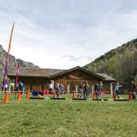 Fase di tiro con le carabine elettroniche all'Espace Loisir di Rhemes-Saint-Georges